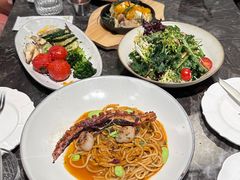 -LESCEDARS Brasserie Bistro香柏树