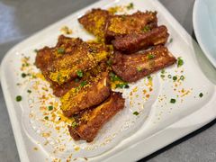 金沙蒜香骨-龙景轩(宝杨路旗舰店)