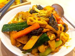 -轻蔬不用等·素食(江苏路店)