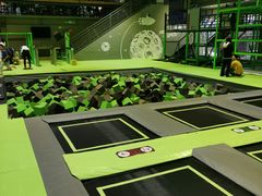 -C7城市运动空间·蹦床·健身·团建