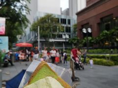 榴莲味-詹爷爷乌节路街头冰淇淋