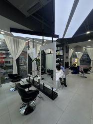 -U·NI SALON 造型