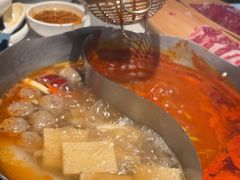 -左庭右院鲜牛肉火锅(金山万达店)