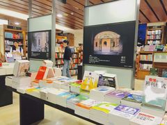 -诚品书店(敦南店)