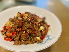 小炒黄牛肉-黄泥岗·地道湖北菜(奥特莱斯店)