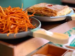 -粤小煲鲜汤猪肚鸡(丹尼斯二天地店)