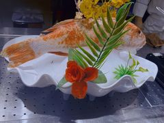 -淡尾·海鲜自助概念餐厅(虹桥南丰城店)