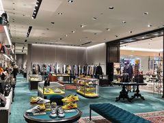 -Gucci(青岛海信广场店)
