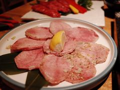 -炼火烤肉店