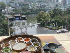 -包整·丝娃娃(一览甲秀楼风景店)