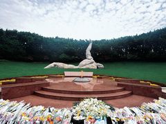 -上海市龙华烈士陵园