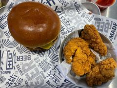 -TRIPS BURGER(大钟寺店)
