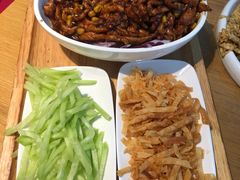 京酱肉丝-春饼先生·北京烤鸭(甘井子万达店)