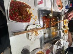 -海底捞火锅鲜切牛肉主题店(长寿路店)