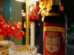 餐具摆设-文华扒房及酒吧(香港文华东方酒店)