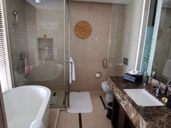 -青岛海尔洲际酒店