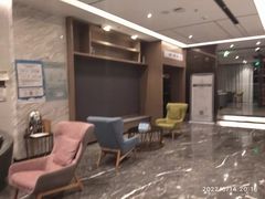 -柏槿酒店(罗湖口岸向西地铁站店)