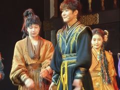 -交通银行前滩31演艺中心