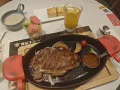 -尊品牛排(高能广场店)
