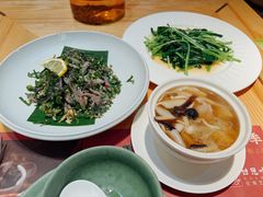 蒜蓉炒板蓝根苗-甘思咪哚·云南艺术餐厅(天河广百店)