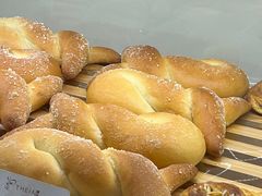 -提亚烘焙·手作面包·生日蛋糕(七星店)