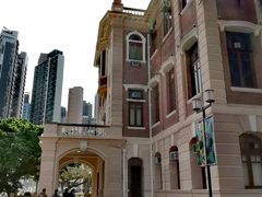 -香港大学