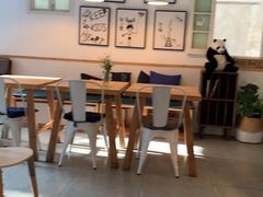 大堂-红小姐咖啡馆(西津渡店)