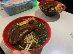 -小龙大肉面馆