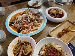 -乡村馕坑肉·烧烤·新疆菜·本地人更爱吃(阿勒泰首店)