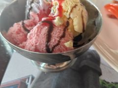 -荣誉国际酒店-云顶旋转餐厅