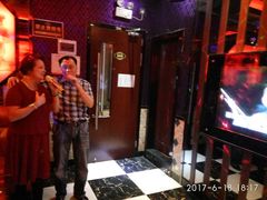 -名星会量贩式KTV旗舰店(盈熙广场店)