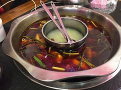 -重庆烧鸡公火锅(簋街店)