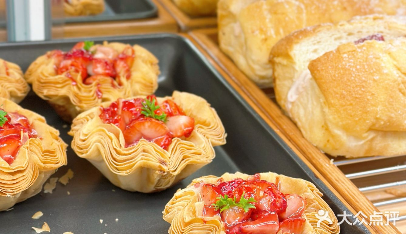 买啦！红星前进圣诞草莓🍓季的诱惑我哪受得了