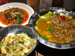 -有红鸡毛店·川菜(建设路店)