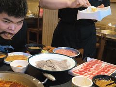 -沸炉重庆老火锅(军事博物馆店)