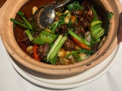 -八府香鸭·啫啫煲(华山路店)