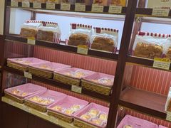 -红宝石·鲜奶小方·海派西点房(控江店)