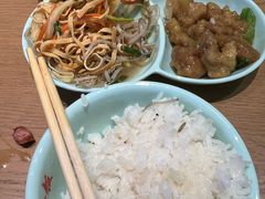 -晓宇盒饭(民安街店)