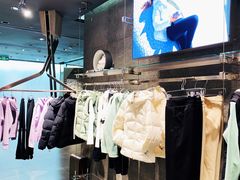 -迪桑特DESCENTE(北京三里屯BLANC店)