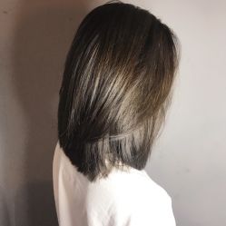 -茶发Salon·烫发染发理发