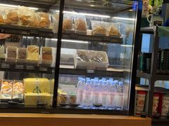 -星巴克(青岛火车北站候车大厅店)