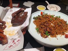 -鸽子侯·家宴·平价海鲜(市图书馆店)