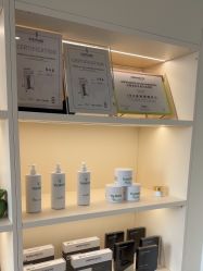 -JNK皮肤管理中心