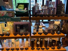 -星巴克(杭州桐庐利时广场店)