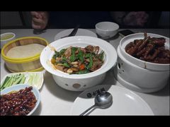 -小菜园新徽菜(镇江丹阳吾悦店)