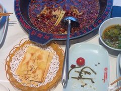 -何师傅美蛙鱼头(汉街店)