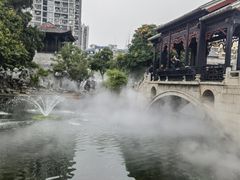 -梁园