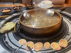 -阿山卓·野生菌火锅·纳西火塘烤肉