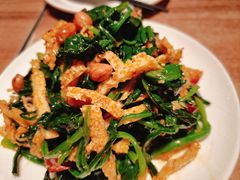 菠菜拌面筋-耶里夏丽·丝路新疆菜·清真食品(徐家汇臻选店)