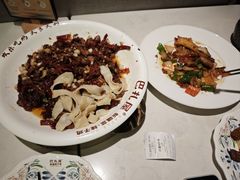 -巴扎屋大盘鸡·新疆菜(汇嘉时代店)